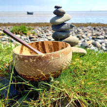 Load image into Gallery viewer, Geometric Coconut Bowl set with Reclaimed Wood Spoons and Bamboo Straw
